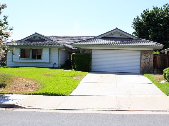 Near UCR, front view