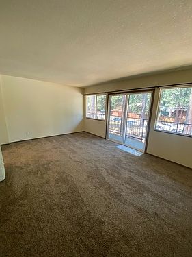 5th image of 1224 Ski Run Blvd #15