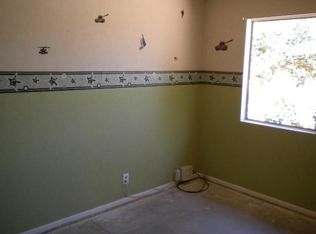 22705 Sitting Bull Rd, Apple Valley, CA 92308