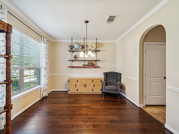 4th image of 27311 Aspen Falls Lane