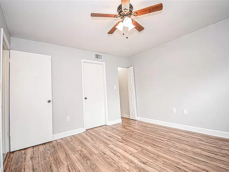 5040 Terrace Palms Cir #201 — Photo 4