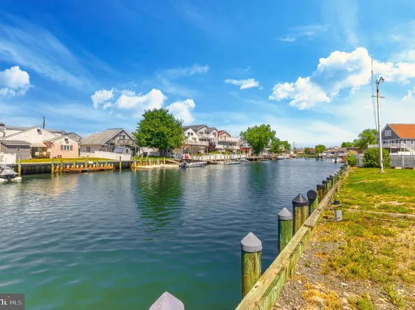 44 W Boat Dr, Little Egg Harbor, NJ 08087