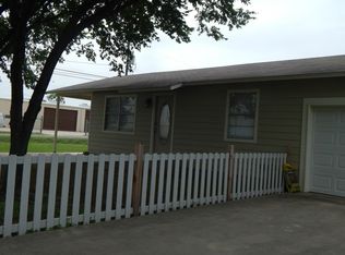 405 E 21st St #A/B, Georgetown, TX 78626