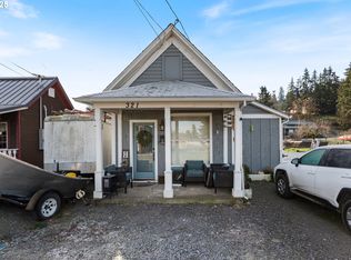 321 3rd St, Scotts Mills, OR 97375