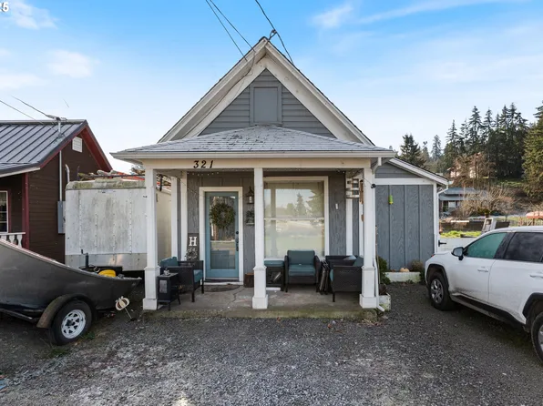 321 3rd St, Scotts Mills, OR 97375