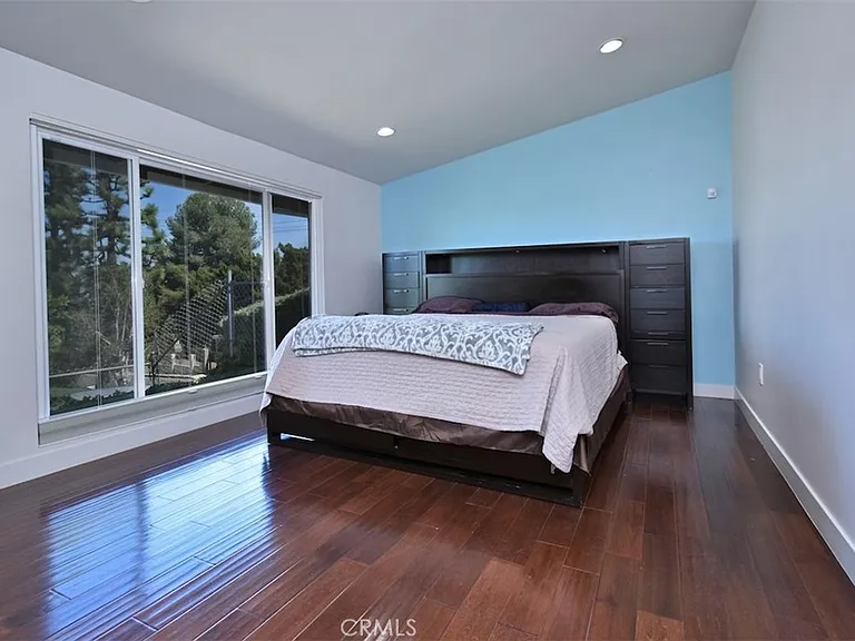 4347 Coronet Dr — Photo 26