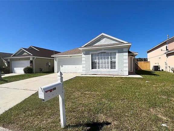 4th image of 627 Rollins Dr