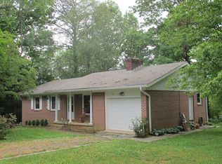 109 Taylor St, Black Mountain, NC 28711