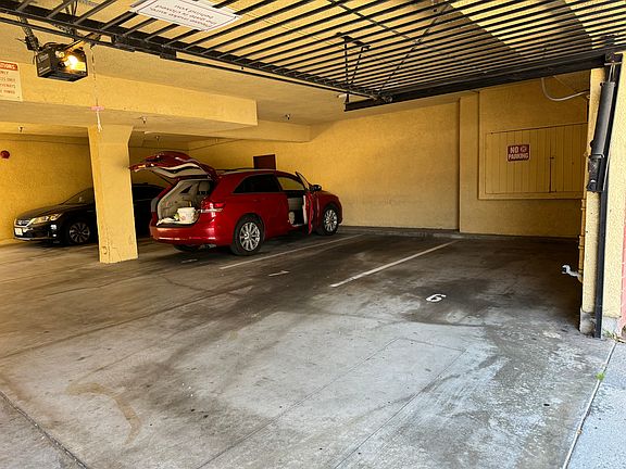 5th image of 13901 Lemoli Ave APT 8