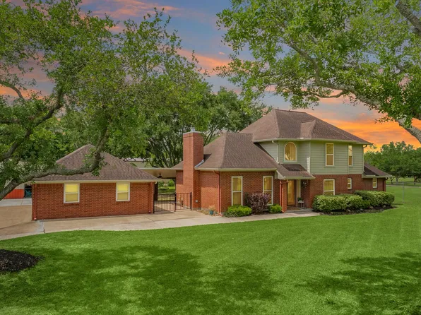 5620 County Road 166, Alvin, TX 77511