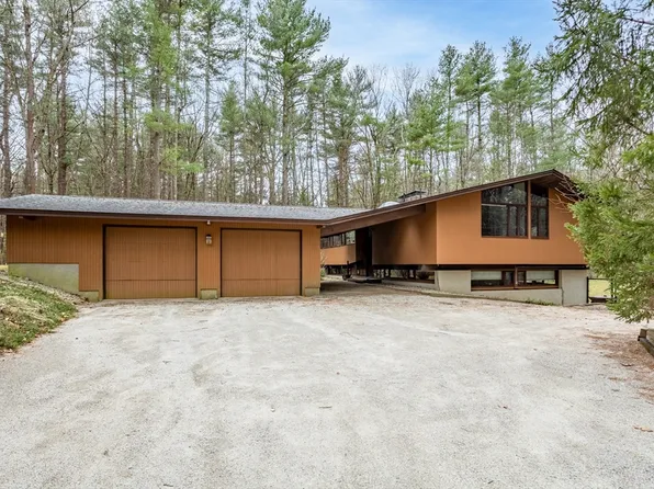 69 Long Ridge Rd, Carlisle, MA 01741