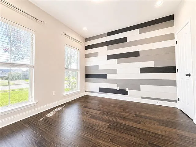 2735 Village Ct — Photo 20