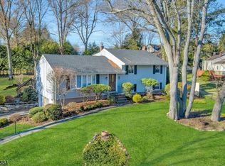 657 Jones Rd, River Vale, NJ 07675