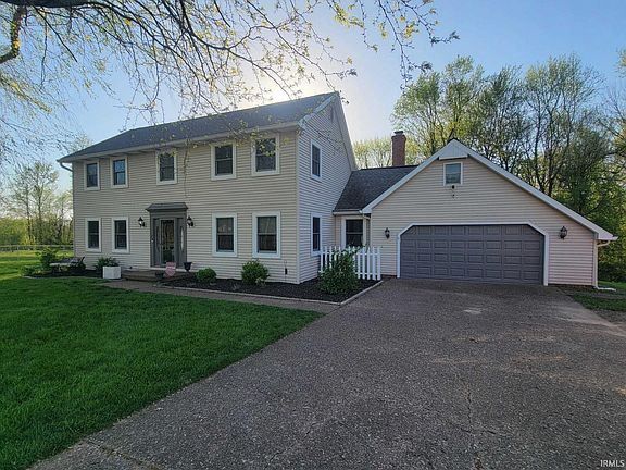 2nd image of 6822 Holly Dr