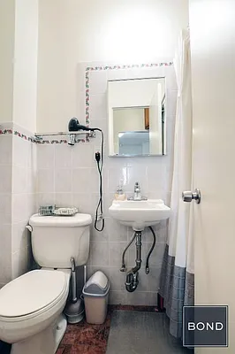 Rented by Bond New York | media 12