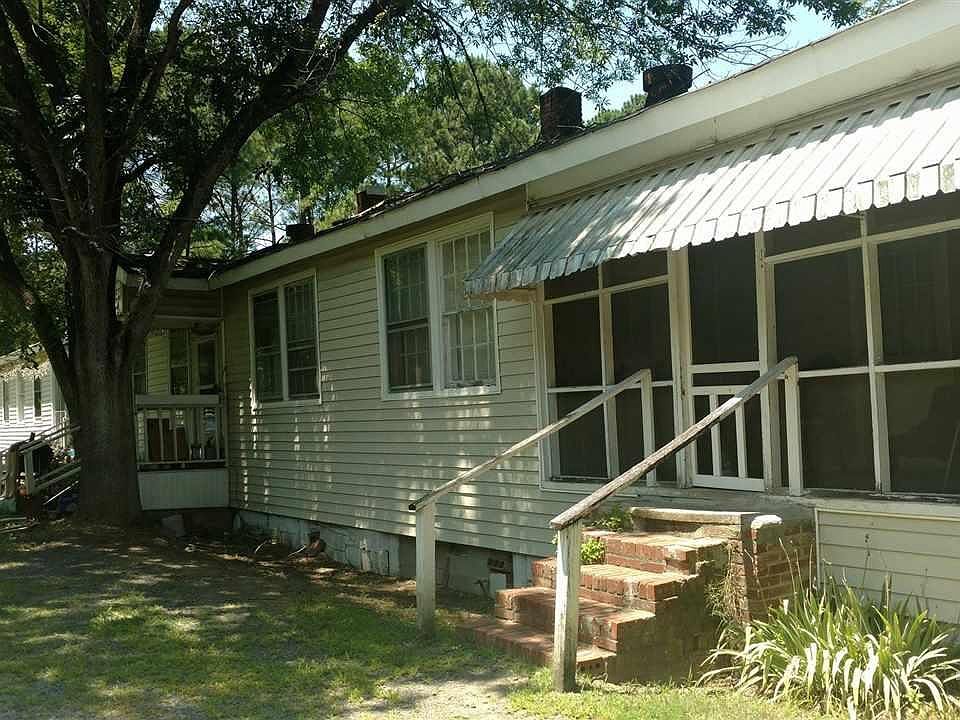 2nd image of 311 22nd St
