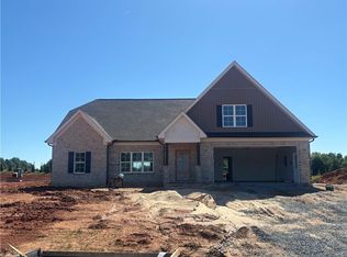 178 Sandpiper Dr, Lexington, NC 27295