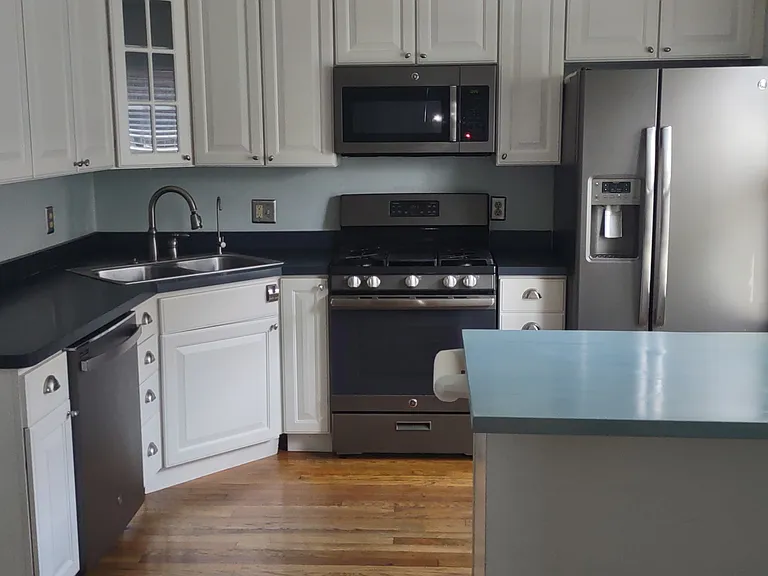 220 Monteray Ave — Photo 19