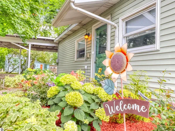 10724 Cutler St, Chippewa Lake, MI 49320