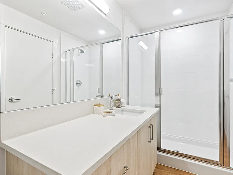 1550 Oxford St — Photo 20