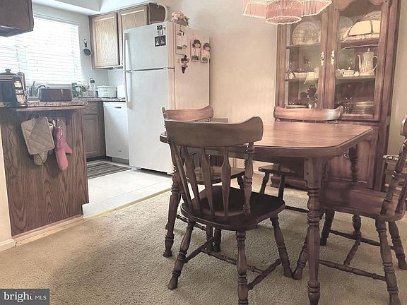 2nd image of 12253 Stevenson Ct