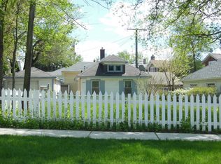 407 Sherman Ave, Elgin, IL 60120