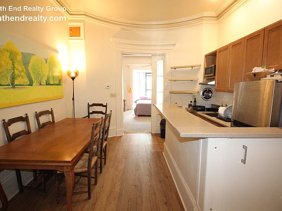 3rd image of 134 W Concord St #1