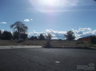 3000 SW Deschutes Dr, Redmond, OR 97756