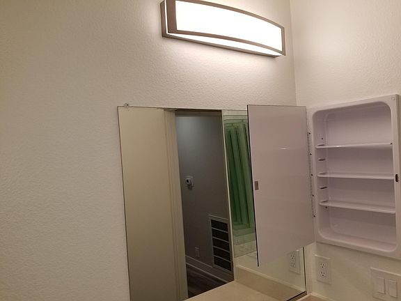 2nd image of 6615 Woodman Ave #210