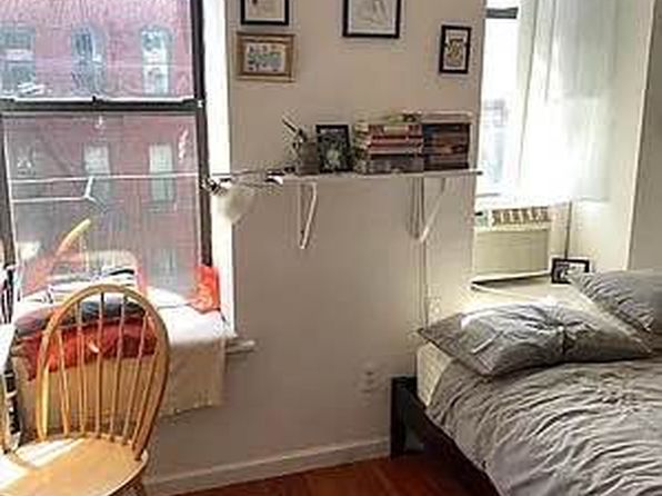 403 W 48th St APT 4A