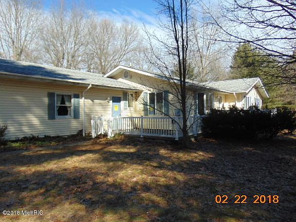 4th image of 4199 Gloucester Dr