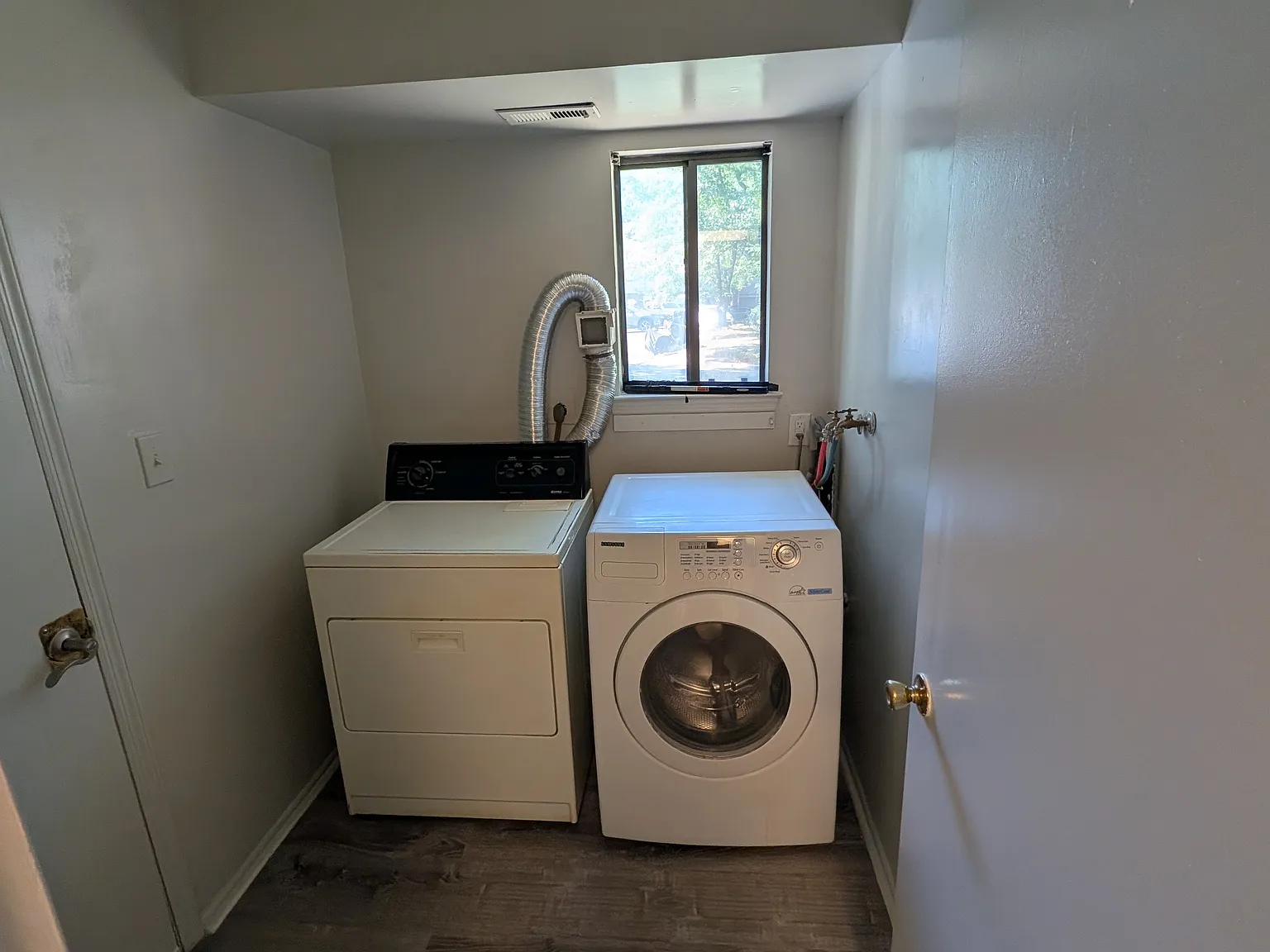 3 Swan Rd — Photo 4
