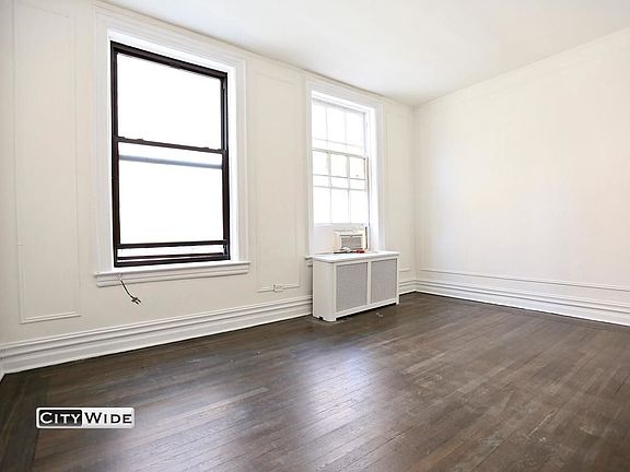 3rd image of 1045 Lexington Ave #4FE