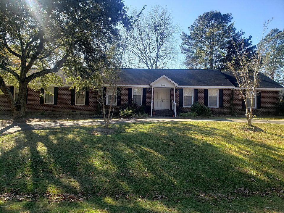 1st image of 306 Scottish Ct