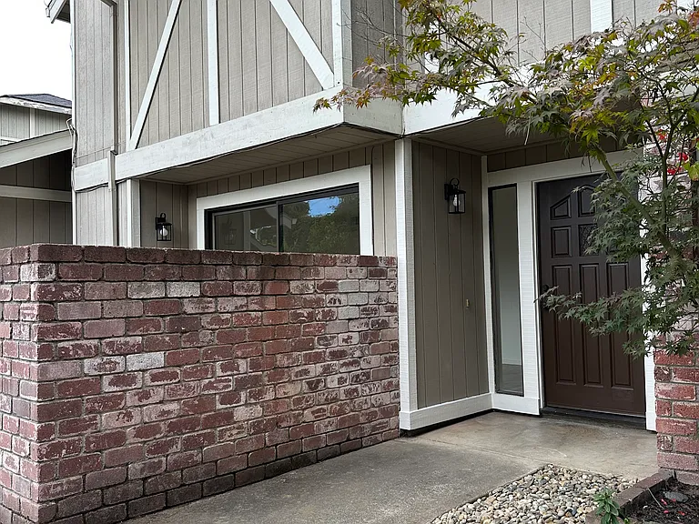 1835 Westminster Ct #1 — Photo 3
