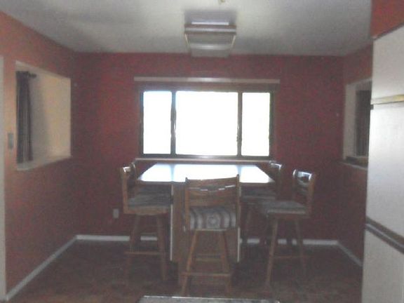 4th image of 10500 Prospect Ave NE