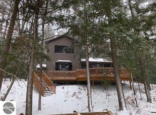 6916 Thayer Lake Dr, Alden, MI 49612