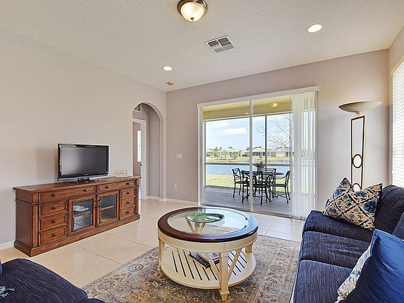 4th image of 9729 SW Eastbrook Cir
