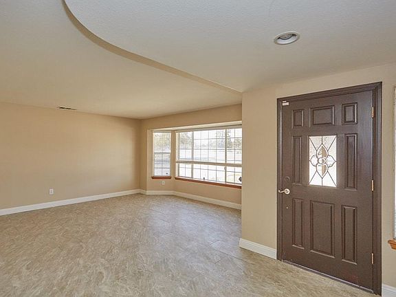 5th image of 10877 Anaconda Ave