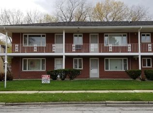 18340 Exchange Ave APT 6, Lansing, IL 60438