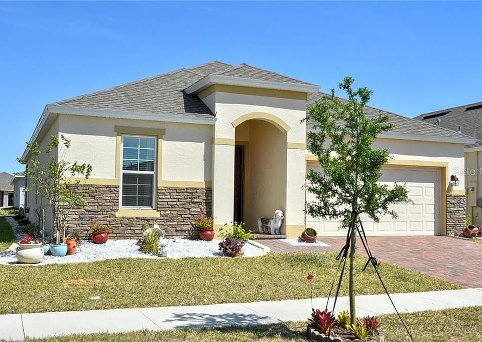 1st image of 222 Citrus Pointe Dr