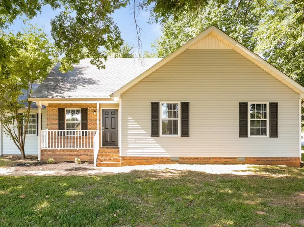 1002 Esquire Ct, Murfreesboro, TN 37130