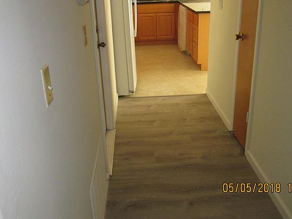 4th image of 2724 Rainview Dr