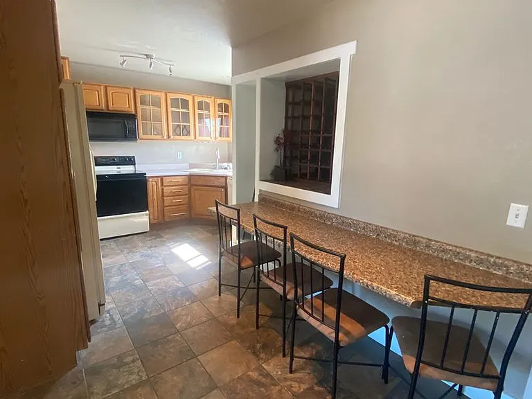 1701 Lodge St — Photo 8