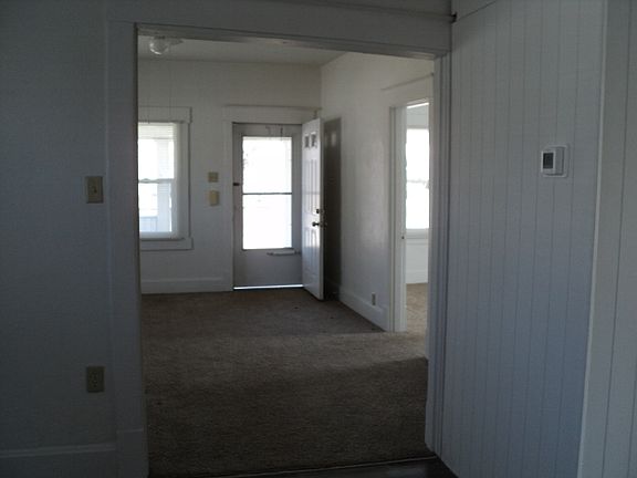 4th image of 1913 Cherrywood Ave