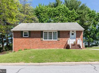 75 George St, Taneytown, MD 21787
