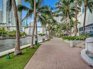 185 SW 7th St APT 2011, Miami, FL 33130