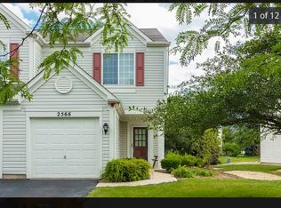2566 Arcadia Cir, Naperville, IL 60540