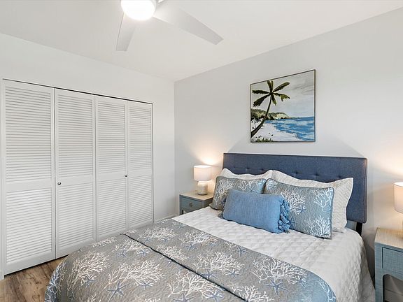 5th image of 2601 S Roosevelt Blvd APT 406A