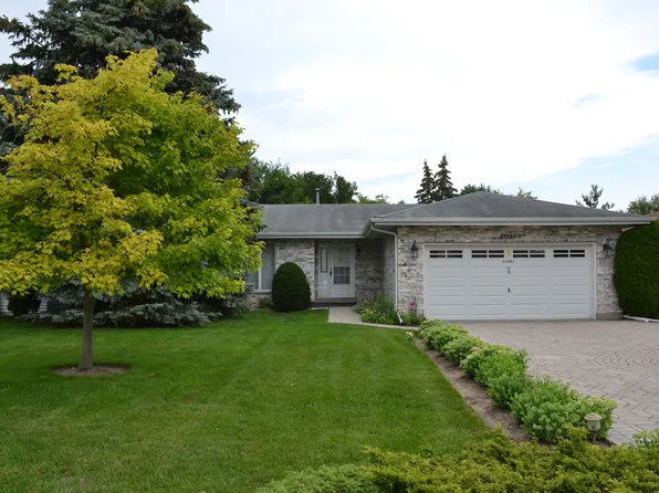 20693 N Eugene Ave, Prairie View, IL 60069